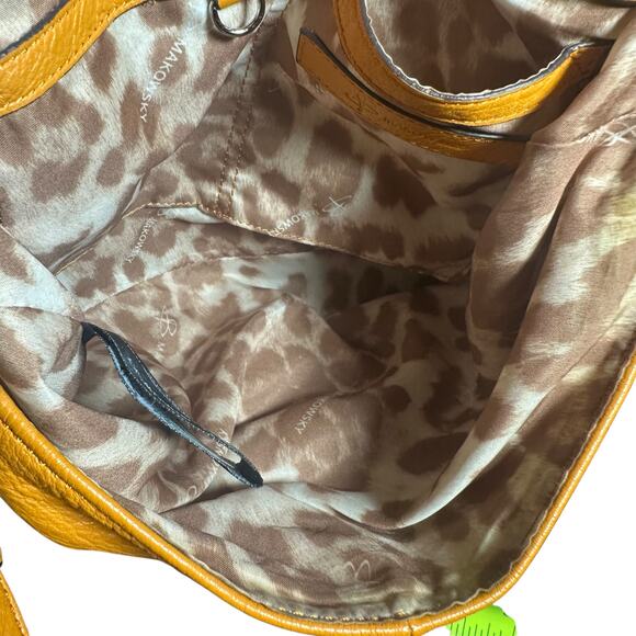 B Makowsky Orange Leather Crossbody Shoulder Bag Purse Adjustable Strap Medium - Picture 15 of 16